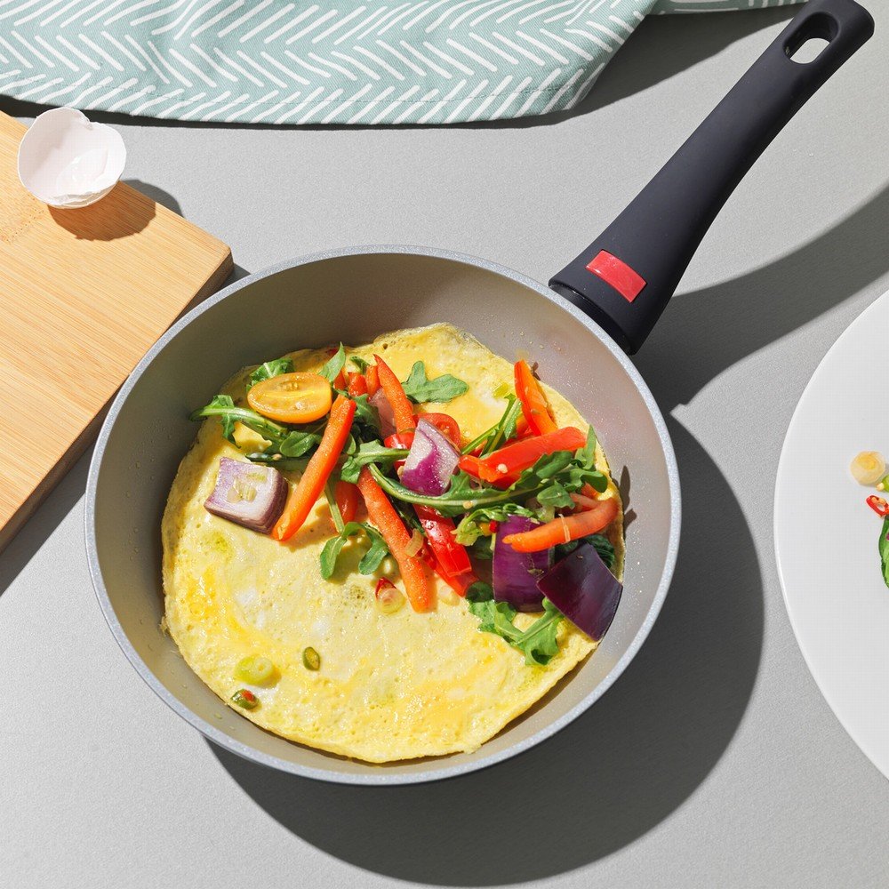 The Best Pan For Eggs Is Zwilling's Nonstick Pan Bon