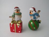 Giftware Trading Bird On Present Bauble