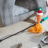 Smart Zoon Nip-it Santa Carrot Tickle Stick