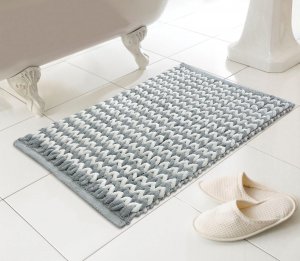 Country Club Helena Design Luxury Bath Mat - Silver/Natural