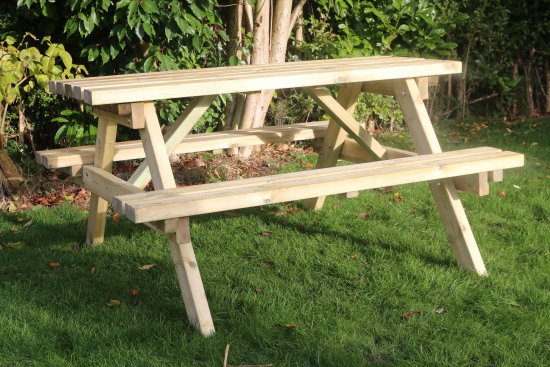 Churnet Valley Picnic Table 1800mm