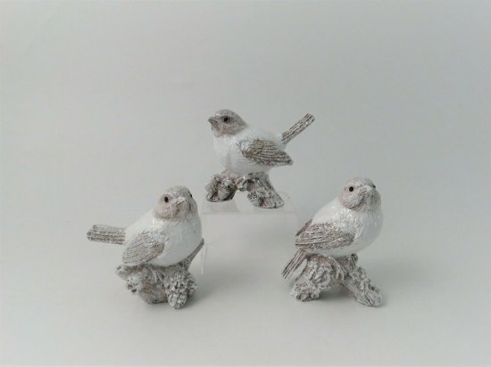 Giftware Trading Winter Bird on Branch 8.5cm - Assorted