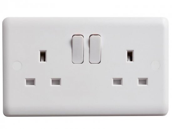 Deta Switched Socket 2-Gang 13A